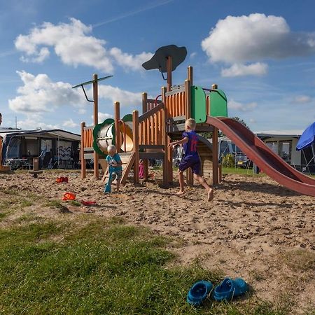 Chalet Op Gezellige Familiecamping Bij Zee カンペルラント エクステリア 写真